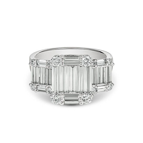 18ct White Gold Ladies Trilogy Diamond Ring